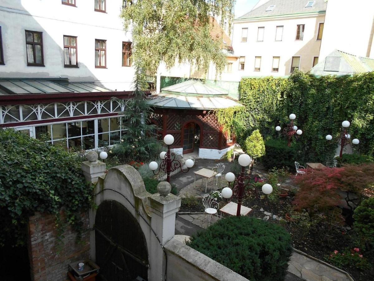 Viktoria 3* Vienne