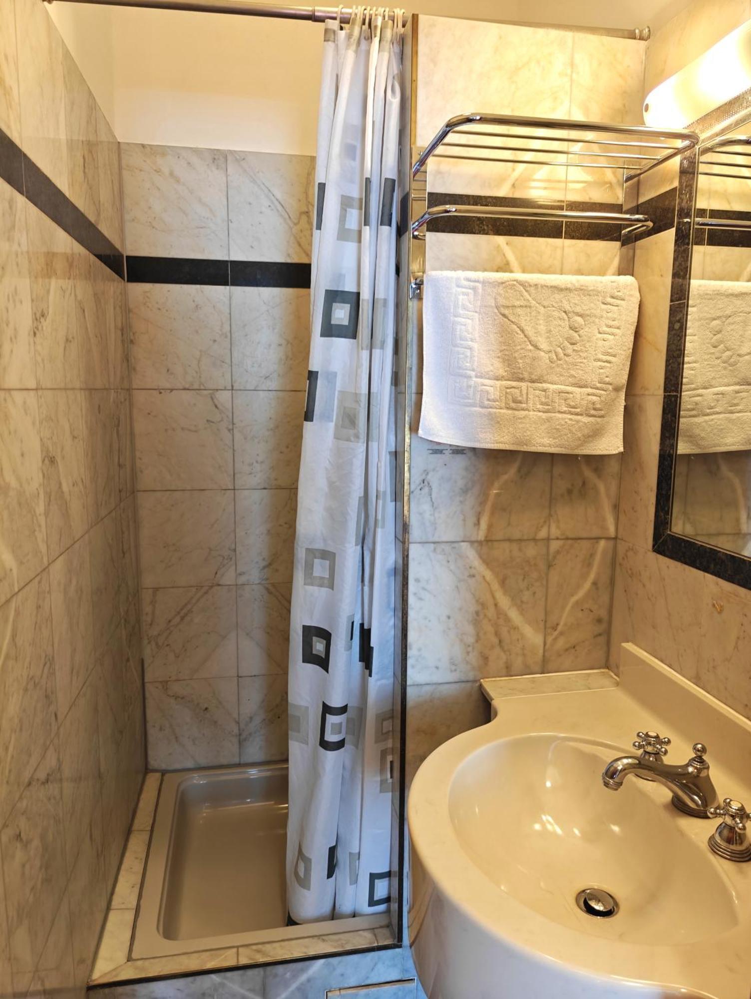 Viktoria Hotel Vienne