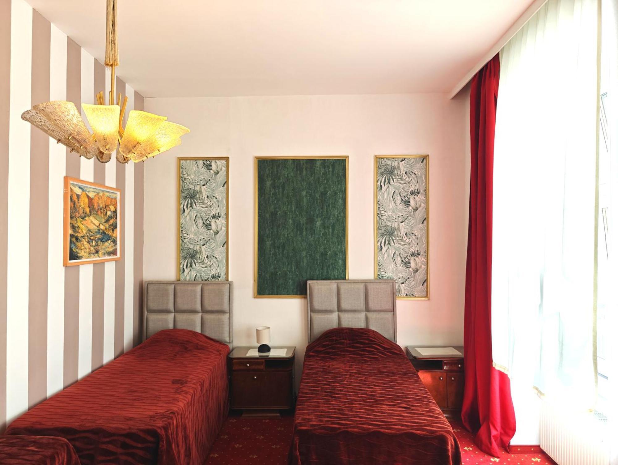 Hotel Viktoria Vienne